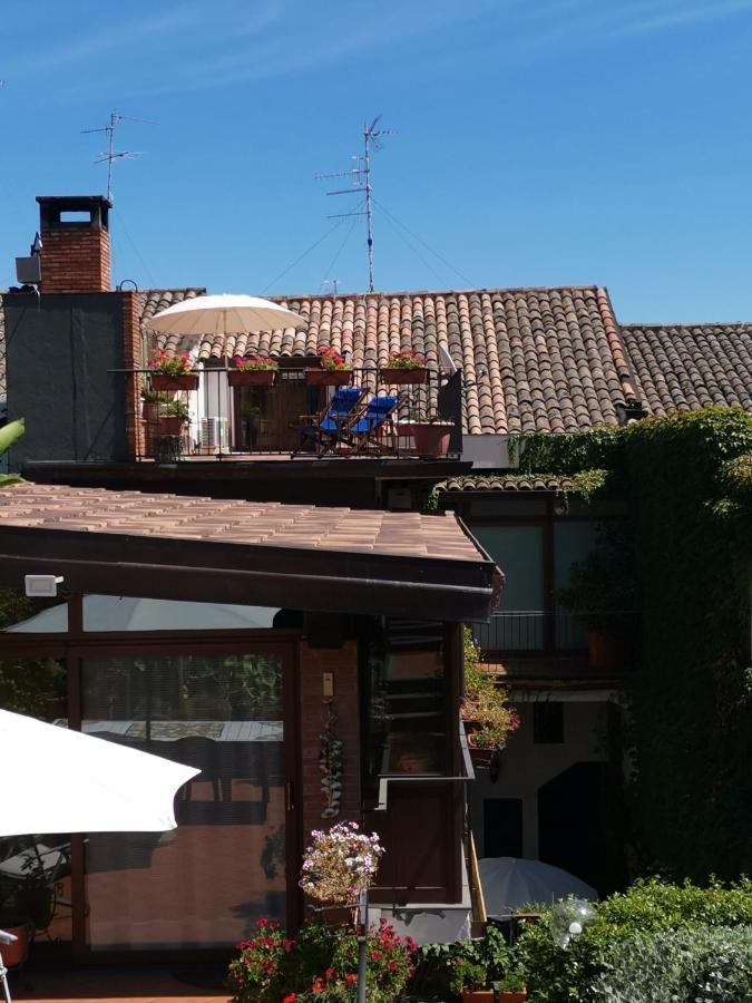 Villa Rosa Etna Apartments Zafferana Etnea Bagian luar foto