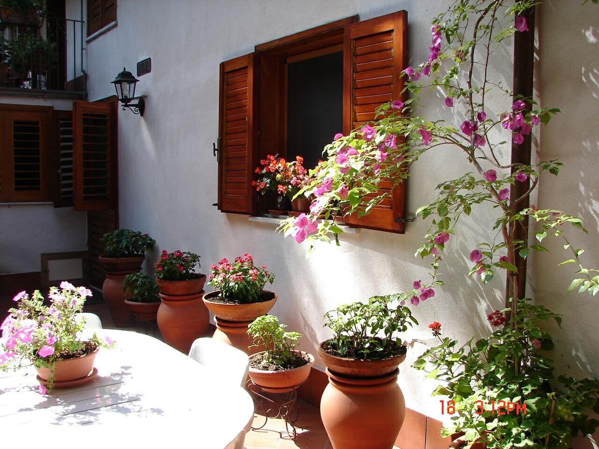 Villa Rosa Etna Apartments Zafferana Etnea Bagian luar foto