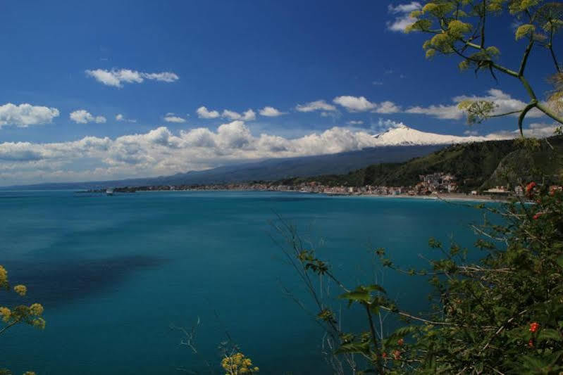 Villa Rosa Etna Apartments Zafferana Etnea Bagian luar foto